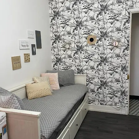 Bed & Breakfast Tour Montparnasse Parigi