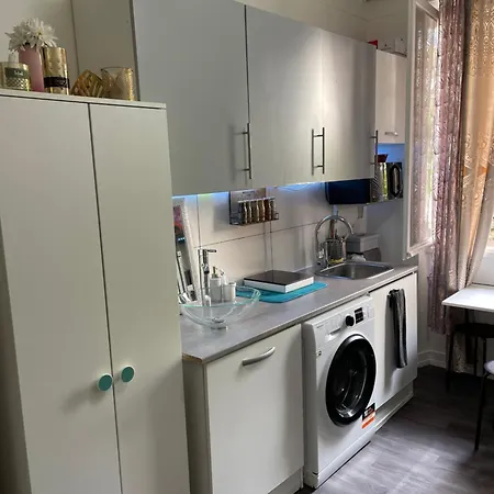 Tour Montparnasse Bed and breakfast París